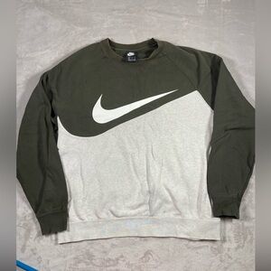 Nike Crewneck olive green and cream sweater XL colorblock sweatshirt